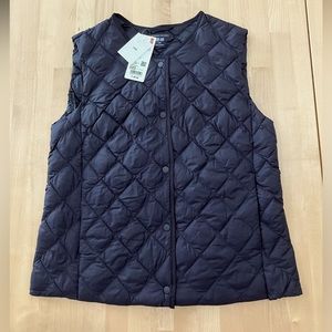 NWT UNIQLO Women’s Puff Vest Black. Size: XXS